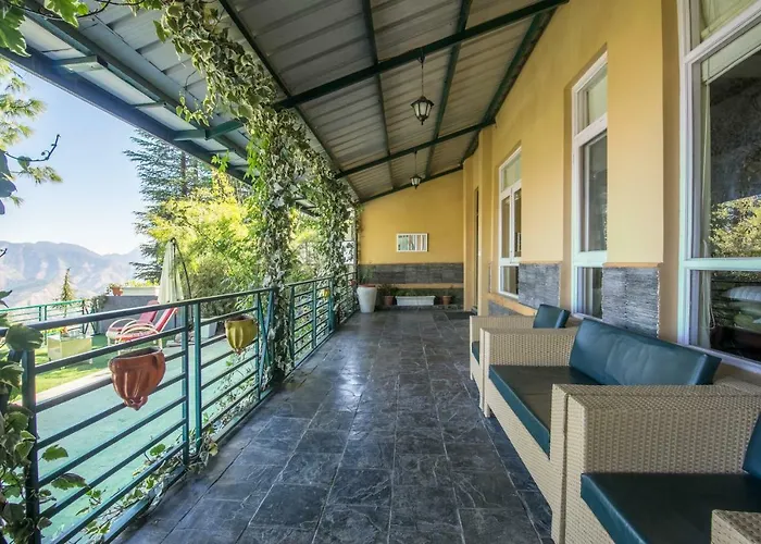 Stayvista At The Corner House - Pet Friendly